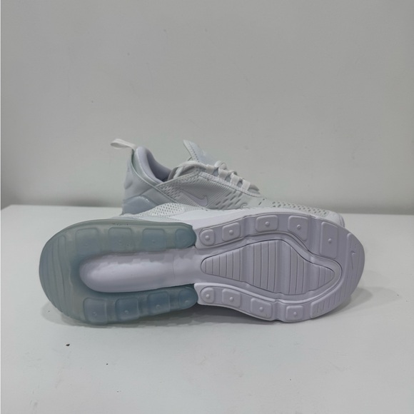 Nike Air Max 270 White 943345-103 Running Shoes Size 7y Youth Woman Size 8.5 - Picture 6 of 7
